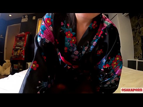 ❤️ Giovane ragazza cosplay ama il sesso fino all'orgasmo con uno squirt in una cavallerizza e un pompino. Ragazza asiatica con figa pelosa e belle tette in costume tradizionale giapponese in video amatoriale che mostra la masturbazione con fuck toys. Sakura 3 OSAKAPORN. ️❌ Video di sesso al it.passionateembracespotlight.ru ❌❤
