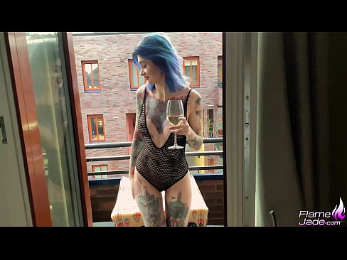 ❤️ Ragazza tremenda che succhia con un gulp e scopa appassionatamente sotto il cielo aperto ️❌ Video di sesso al it.passionateembracespotlight.ru ❌❤